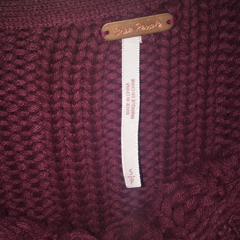 Sweater - Picture 5 of 5